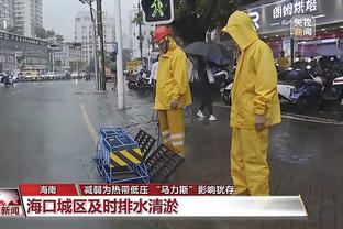 过去15场湖人场均送出30.7次助攻联盟最多 期间球队10胜5负！